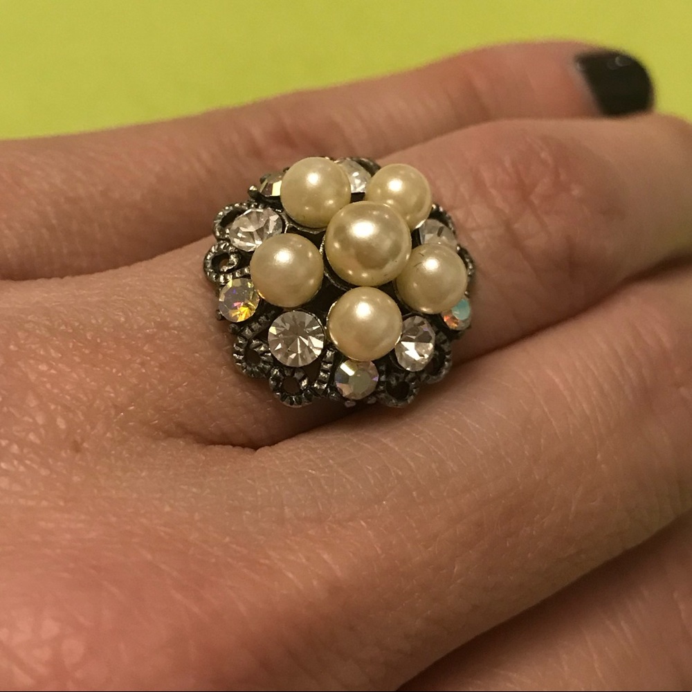 Vintage Rhinestone & Pearl Ring